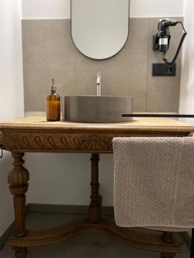Sonnenhof 1737 - Ferienzimmer & Apartments Barbelroth Zewnętrze zdjęcie